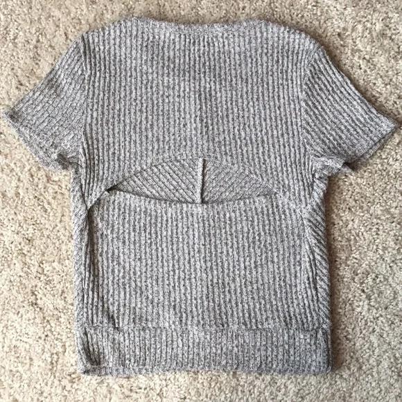 Green Envelope | Open-Back Top - Picture 7 of 9